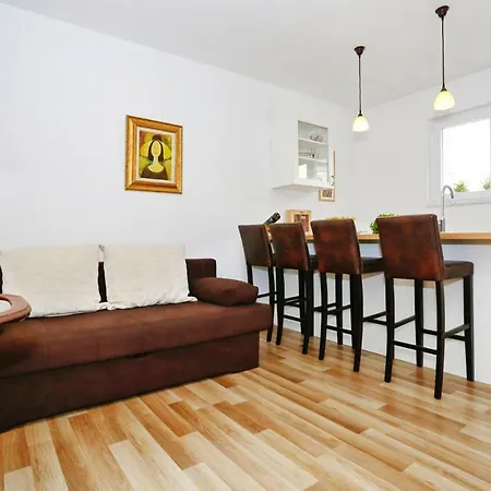 Apartment Old Town Cdn02129 Cya *