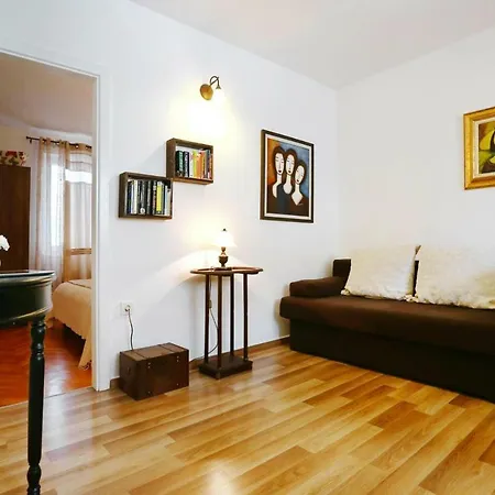 Apartment Old Town Cdn02129 Cya