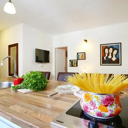 Apartment Old Town Cdn02129 Cya